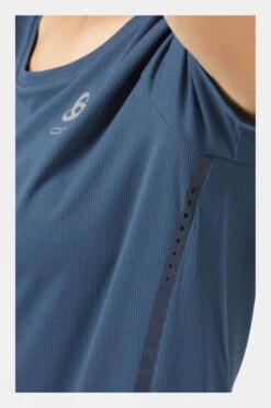 Odlo Womens Zeroweight Chill-Tec T-Shirt 11 Odlo Womens Zeroweight Chill-Tec T-Shirt -Odlo c11bac0018 4242 v