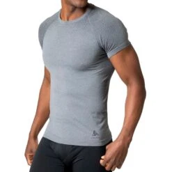 Odlo Performance Light Base Layer T-Shirt Men - Grey Melange -Odlo odlo mens performance light eco short sleeve t shirt grey melange 1 1409501
