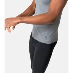 Odlo Performance Light Base Layer T-Shirt Men - Grey Melange -Odlo odlo mens performance light eco short sleeve t shirt grey melange 5 1409505